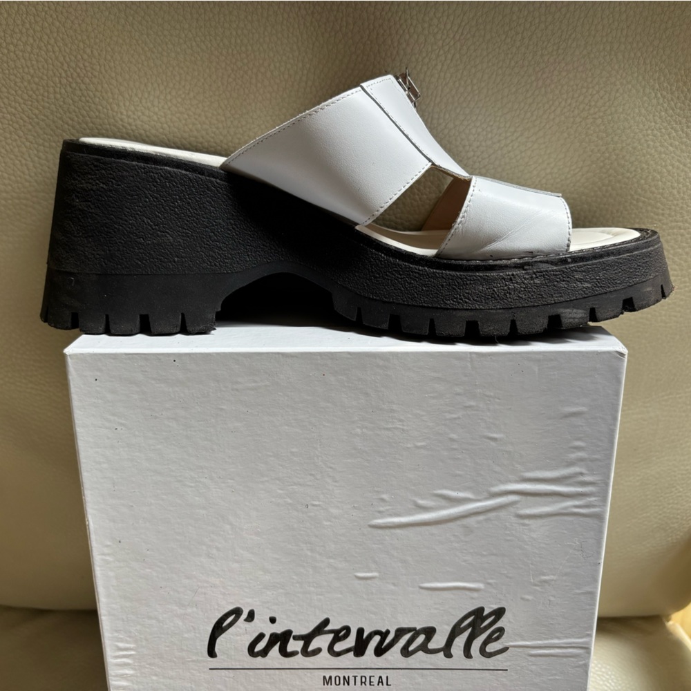 Women's L’intervalle “Fiuggi” White Sandals size 40